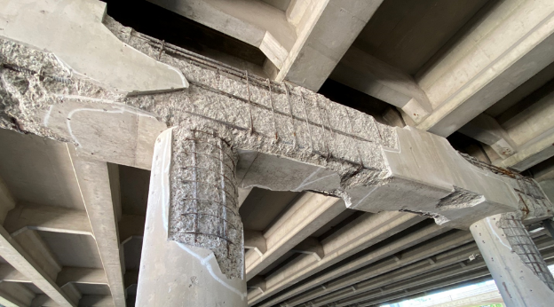 Corrosion Engineering - Concrete spalling with exposed rebar